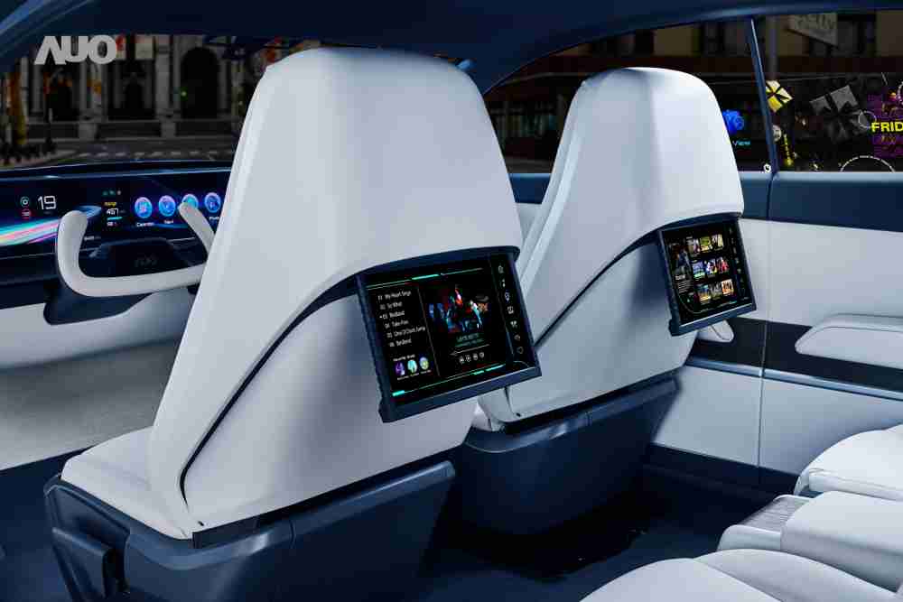 优游UB8将于CES 展示全新Smart Cockpit 2024，，可紧密串连使用者多元需求，，，并革新座舱内部的应用和设计，，，带来身历其境且引人入胜的视觉飨宴，，满足驾乘人员的全方位体验